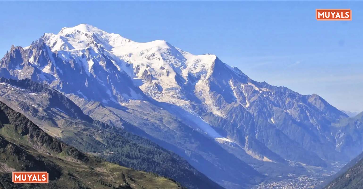 Mount Blane: A Peak of Challenge and Beauty in the Opal Range